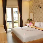 HạNh PhuóC Hotel