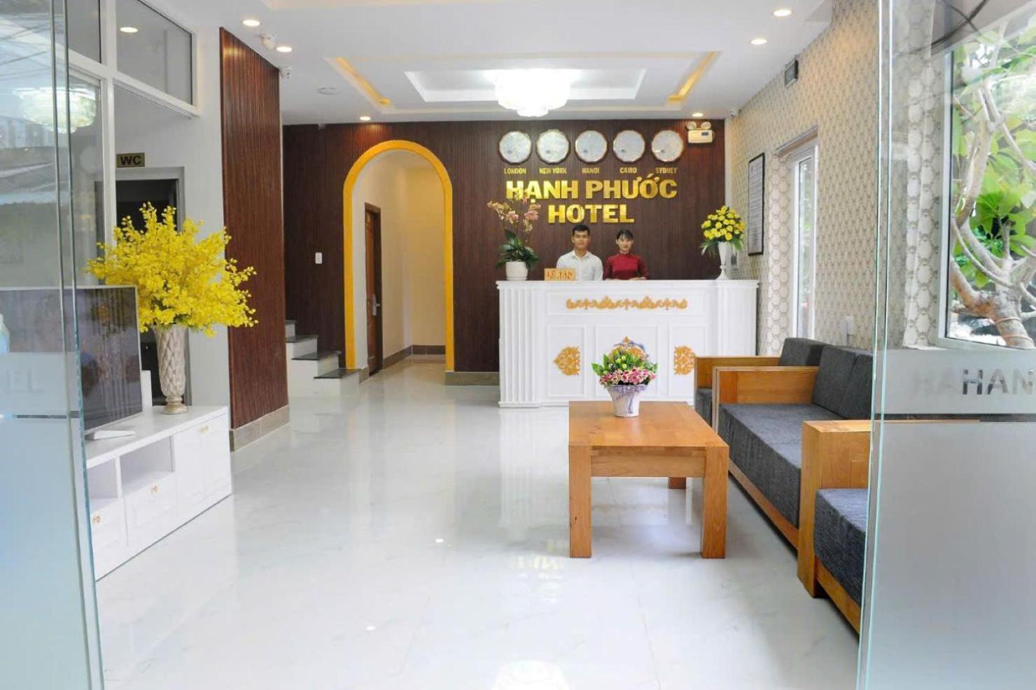 Hạnh Phuóc *